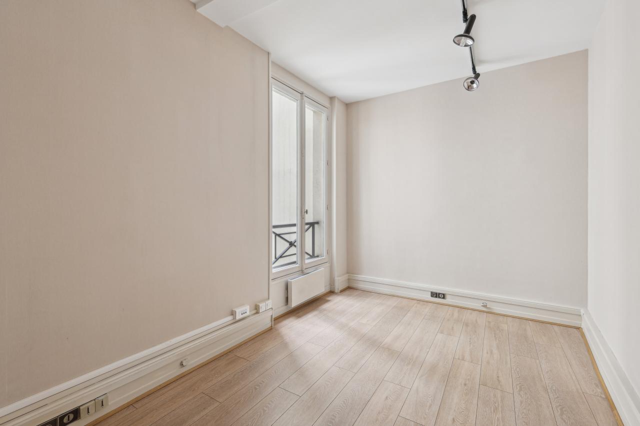 Bureau Paris 272m² Location bureau Paris OLBUR2118004 11